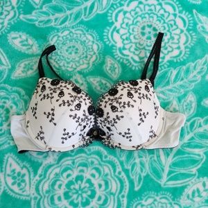 VS 38B Push-up Bra